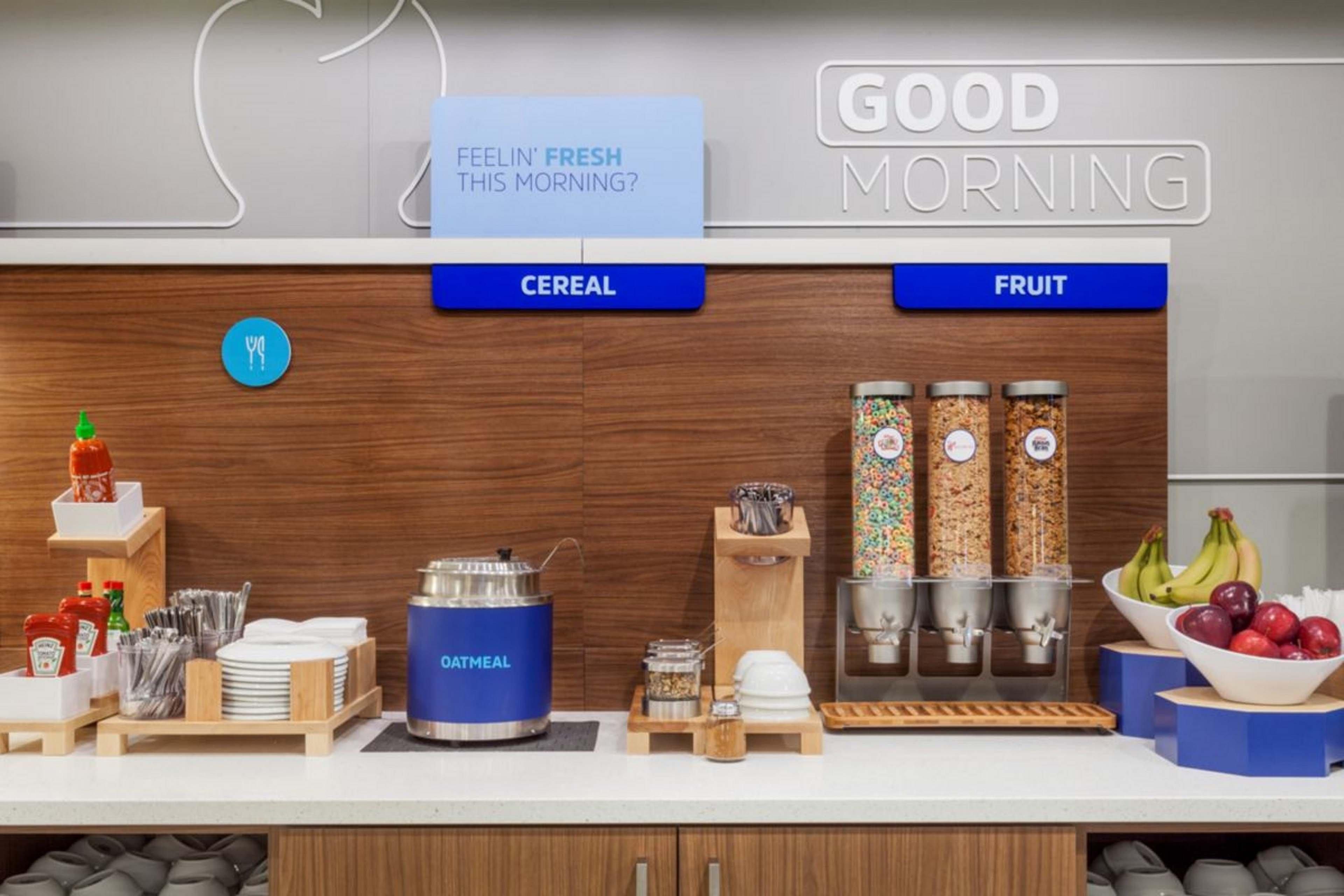 Holiday Inn Express & Suites Manhattan By Ihg Zewnętrze zdjęcie