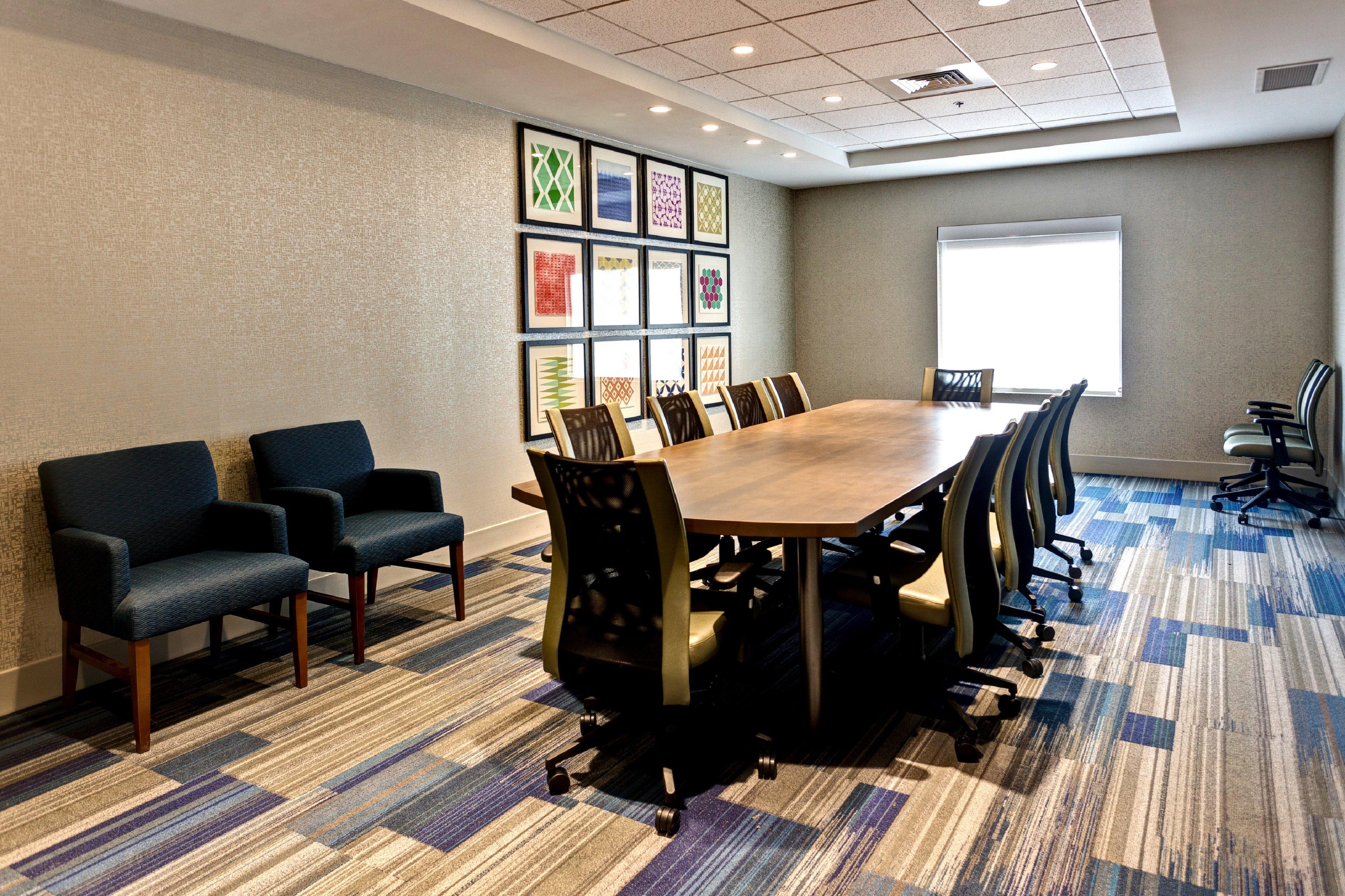 Holiday Inn Express & Suites Manhattan By Ihg Zewnętrze zdjęcie