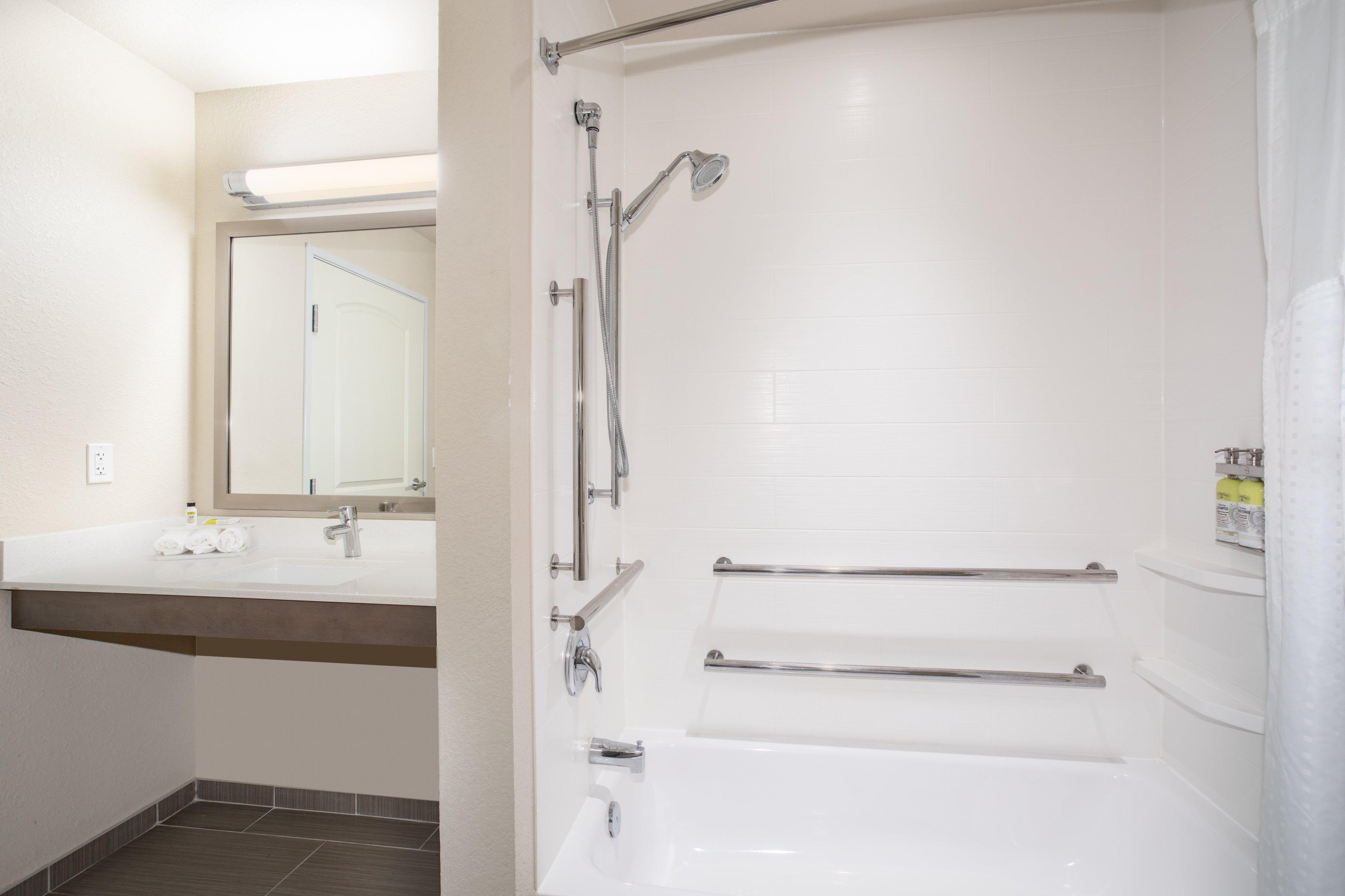 Holiday Inn Express & Suites Manhattan By Ihg Zewnętrze zdjęcie