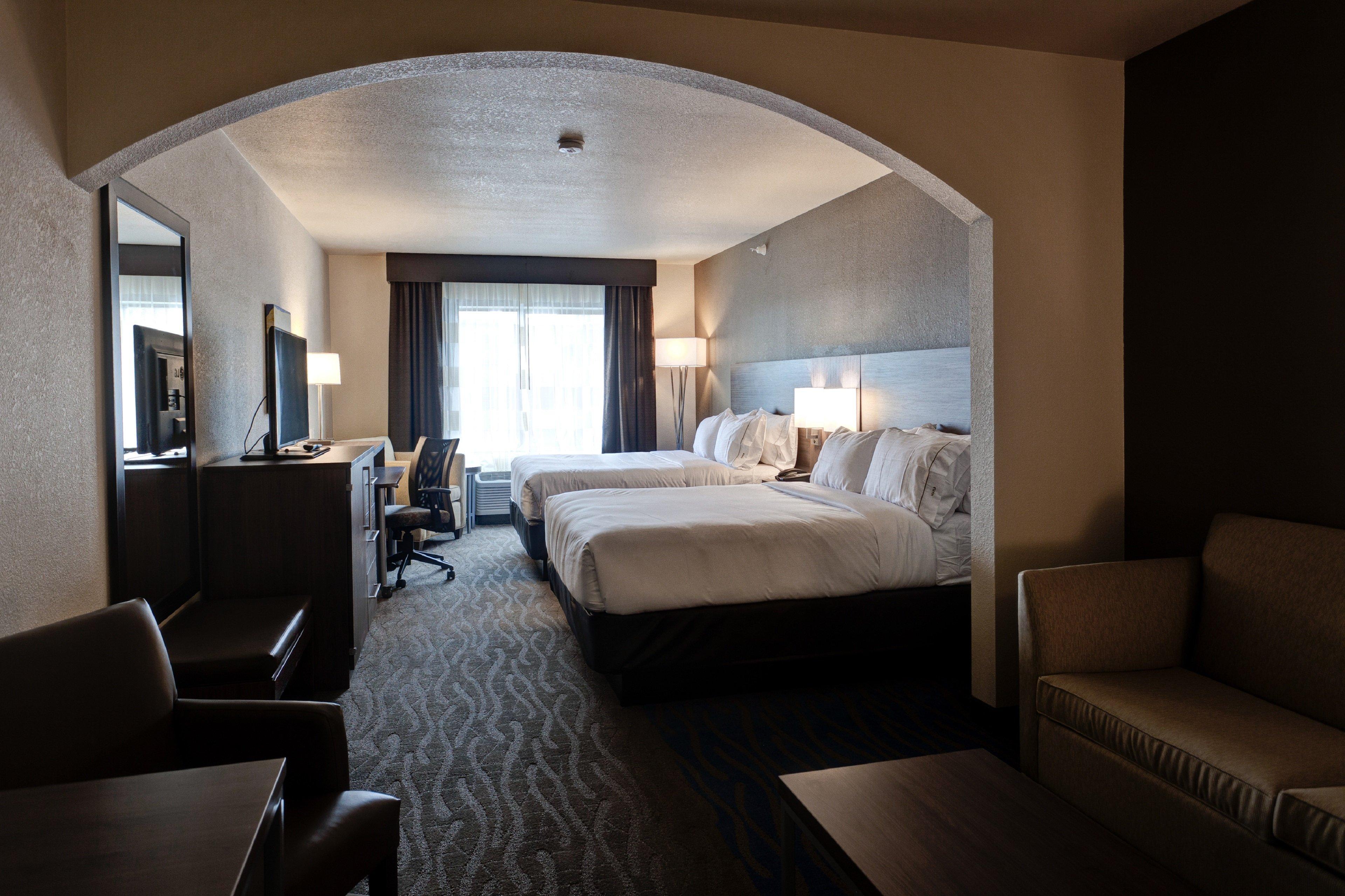 Holiday Inn Express & Suites Manhattan By Ihg Zewnętrze zdjęcie